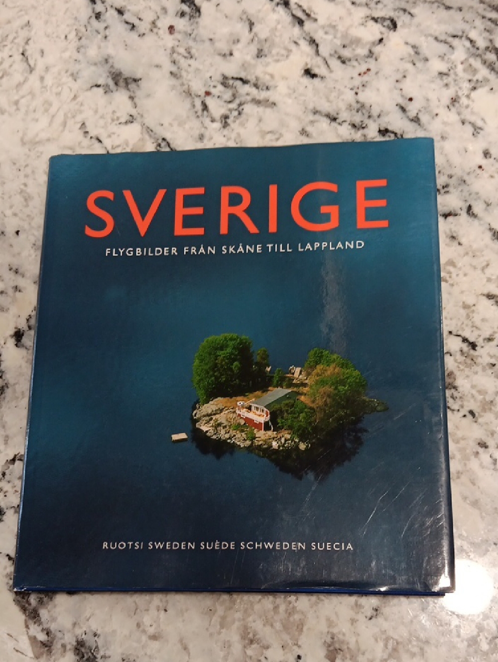 SVERIGE FLYBILDER FRAN SKANE TILL LAPPLAND Hardback Book